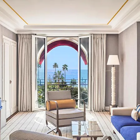 Barriere Le Majestic מלון 5*