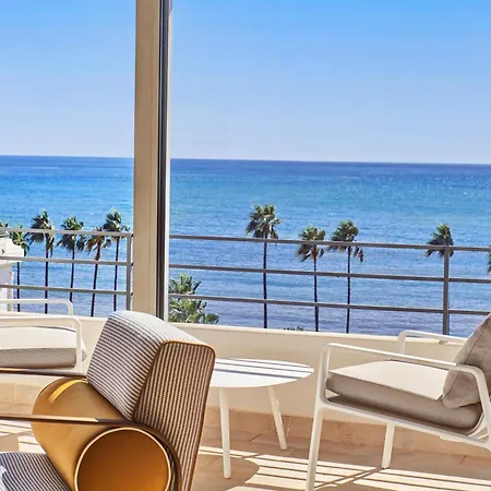מלון Barriere Le Majestic 5*
