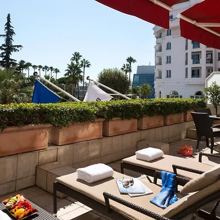 Barriere Le Majestic 5* קאן